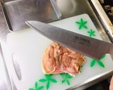 行列ができる鶏料理の名店風もも一枚揚げ作り方2写真