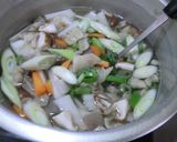 牛筋と大根ねぎの、みそ味煮込み作り方3写真