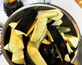 野菜たっぷり！ナスとピーマンの肉みそ炒め作り方2写真