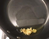 簡単！トマト缶で自家製トマトソース✨作り方2写真