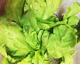 歯触りが美味しい〜♪春菊と人参のサラダ作り方1写真