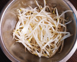 簡単☆挽き肉ともやしのカレー風味炒め作り方1写真