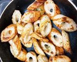 お弁当にも♪パパッと竹輪マヨネーズ炒め作り方3写真