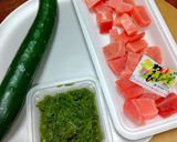 生まぐろ角切り、めかぶ、きゅうりの合え物作り方1写真