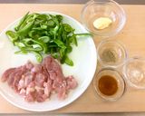 【幼児食】ピーマンのマヨネーズ焼き作り方1写真