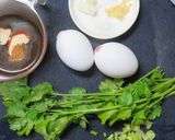 香菜の炒飯☆醤油オイスターソース五香粉で作り方2写真