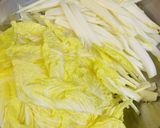 白菜と豚バラの煮物作り方1写真