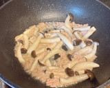 ささっとメイン！ツナとシメジの焼きうどん作り方4写真