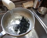 最速の乾燥わかめの味噌汁作り方5写真