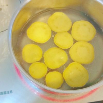冷凍可☆さつまいものシロップ漬け&甘煮♬ by hikarin