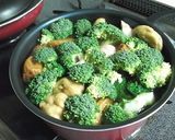 肉厚椎茸とブロッコリーの簡単おでん作り方3写真