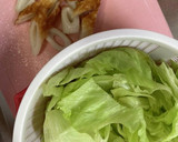 レタスとちくわと卵のバターめんつゆ炒め作り方1写真