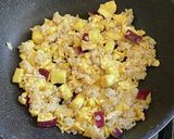 バター風味・サツマイモ入り炒飯作り方5写真
