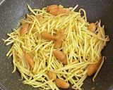 もやしとソーセージのカレー炒め作り方3写真