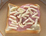 簡単！ハム＆マヨのチーズトースト作り方4写真