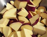 さつまいもの味噌胡桃和え作り方1写真