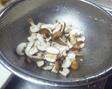 豚肉・もやし・椎茸の中華炒め作り方1写真