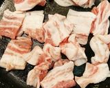 大根の皮と豚バラ蓮根炒め煮作り方1写真