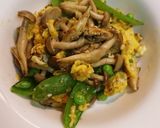 しめじとスナップえんどう玉子炒め作り方4写真