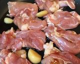 冷めても美味しい、鶏肉にんにく醤油煮作り方1写真