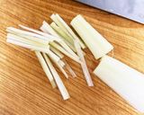 レモン香る大根の皮と貝柱缶の塩もみサラダ作り方3写真