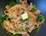 豚肉のバターオイスター醤油焼ききしめん作り方6写真