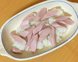 クリーム煮の残りと魚肉ソーセージでドリア作り方1写真