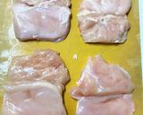 子供も大好き！鶏むね肉のチーズパン粉焼き作り方2写真