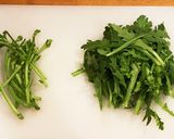 ベーコンドレッシングの春菊サラダ作り方1写真