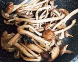 茅の舎できのことカリフローレのピクルス作り方1写真