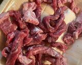 牛肉とキュウリの炒め旨煮作り方1写真