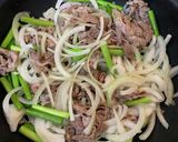 牛肉とニンニクの芽のオイスター炒め作り方2写真