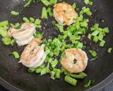 ☆えび&大根の葉っぱ炒め☆作り方3写真