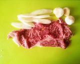 すき焼き風 焼きしゃぶロース肉きしめん作り方1写真