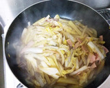 白菜ジャガイモ炒めの納豆和え☆作り方3写真