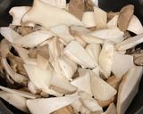 秋きのこ☆豚ロースの「玉ねぎ醤油」焼き作り方2写真
