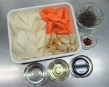 ちくわと大根のピリ辛照り煮作り方1写真