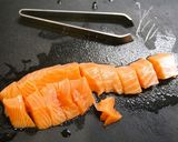 簡単！銀鮭と薩摩芋のバター醤油炒め作り方1写真