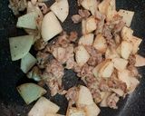 簡単！大根と豚肉の炒め物　作り方1写真