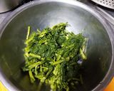 春菊のごま和え作り方1写真