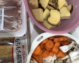 サツマイモや季節の野菜と手羽中の煮物♫作り方1写真