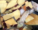 サツマイモや季節の野菜と手羽中の煮物♫作り方4写真