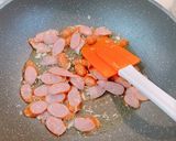 ☆キャベツとウインナーのコンソメパスタ☆作り方2写真