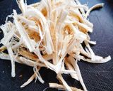 しいたけの茎と玉子のコンソメスープ作り方1写真