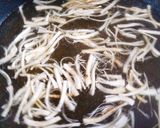 しいたけの茎と玉子のコンソメスープ作り方2写真