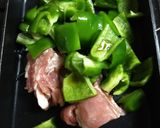 ご飯に合うかつおぶし肉ピー炒め！作り方1写真