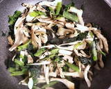 きのことほうれん草のバターソテー作り方2写真