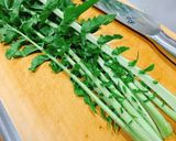 みりんが甘い！大根葉と油揚げのゴマ油炒め作り方1写真
