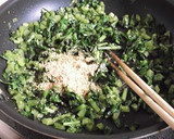大根葉のさっと炒め牡蠣だし醤油ごま味作り方3写真