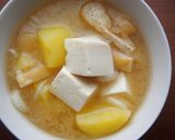 じゃが芋・豆腐のお味噌汁♪作り方5写真